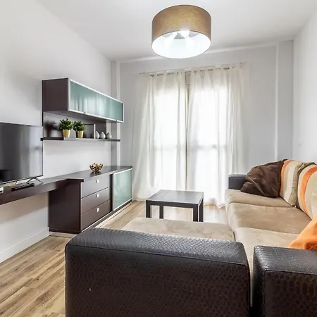 Flatguest Almansa * 3bdr * Parking * Wifi Apartamento Las Palmas de Gran Canaria